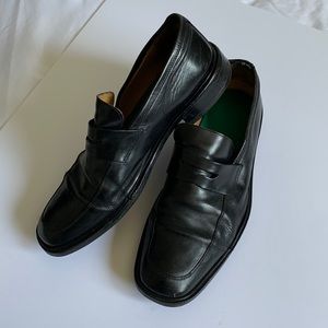 Coach Black Leather slip-on loafers size 11